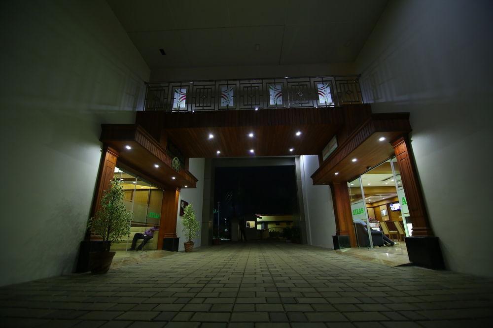 Atlas Airport Hotel Apartment Nedumbassery Exterior foto