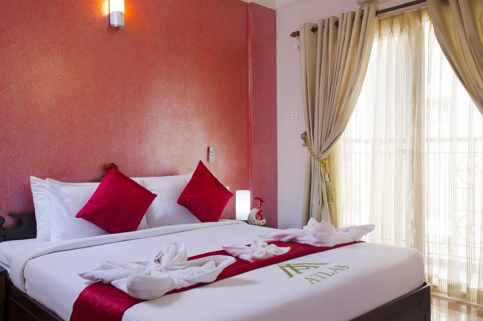 Atlas Airport Hotel Apartment Nedumbassery Exterior foto